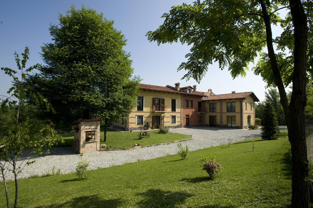Agriturismo Cascina Monchiero Bra Luaran gambar
