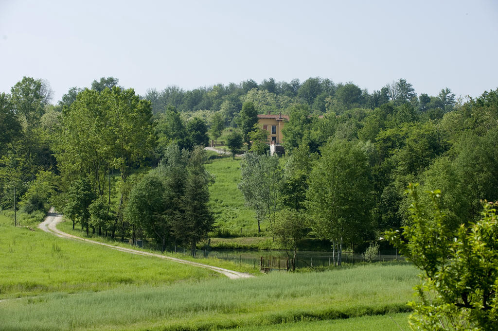 Agriturismo Cascina Monchiero Bra Luaran gambar