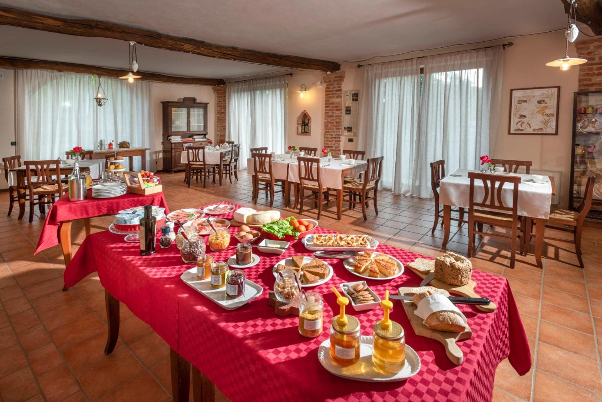 Agriturismo Cascina Monchiero Bra Luaran gambar